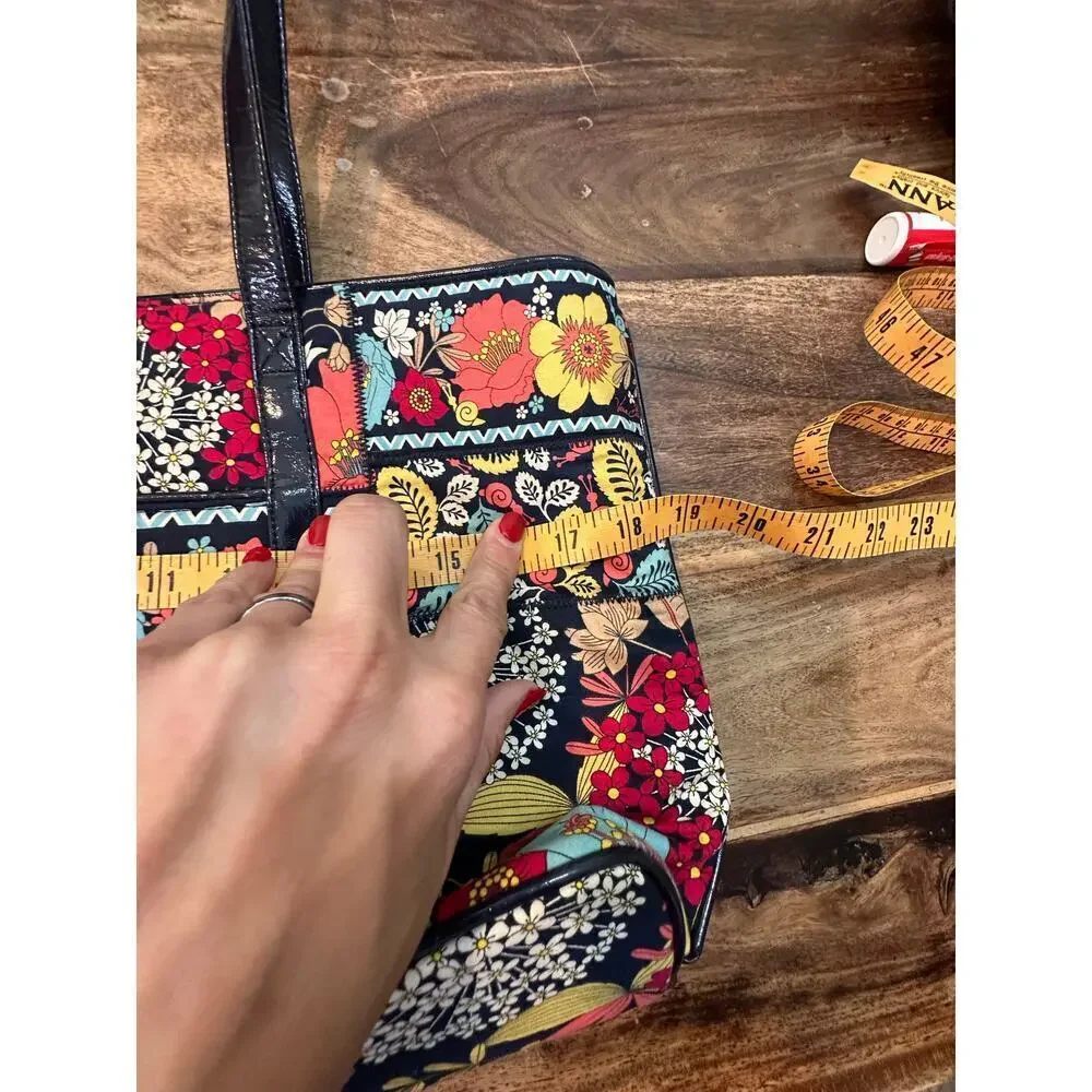 Vera Bradley Women's Multicolor Retired Flower Shower Print Shoulder Bag Purse - Picture 7 of 8